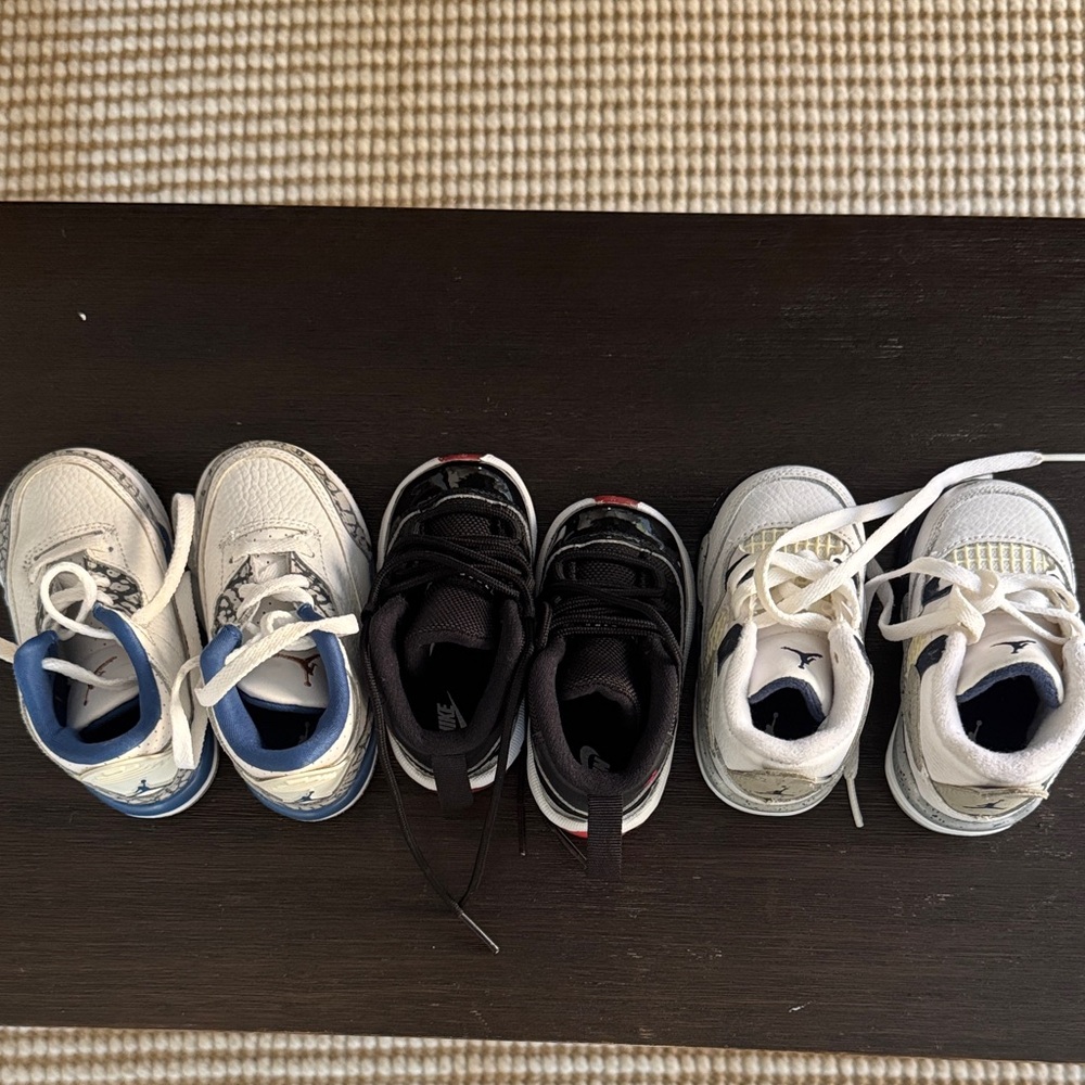 Nike Kids Mixed Pack: White & Blue and Black Sneaker Set